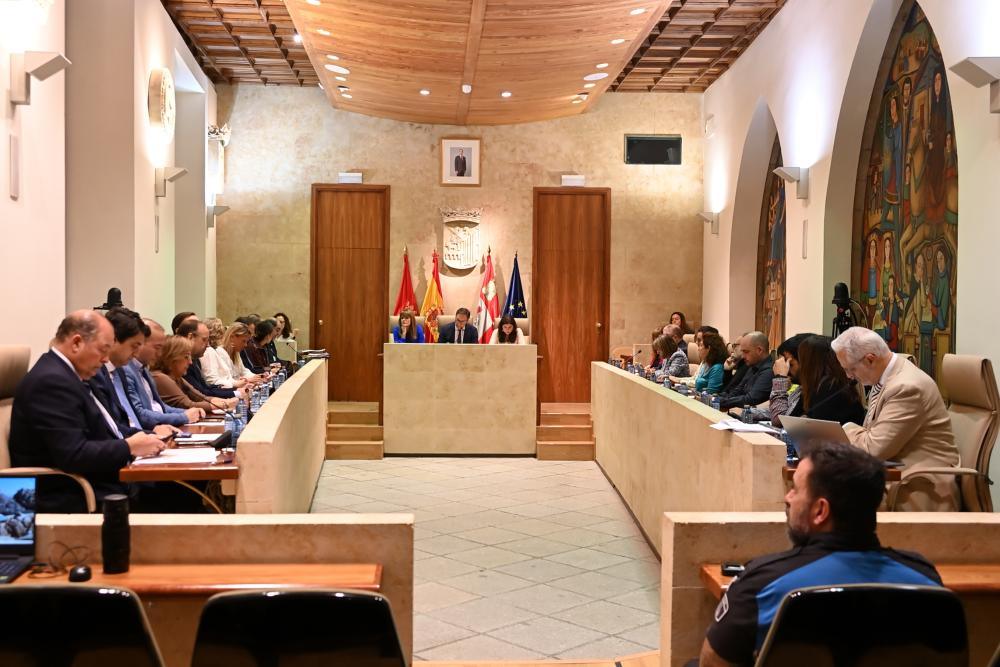 El Ayuntamiento de Salamanca aprueba la congelación de impuestos y tasas municipales por decimotercer año consecutivo