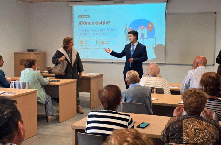 El Centro de Formación y Emprendimiento Tormes+ lanza los talleres ‘Tormes+65’ de formación digital para personas mayores