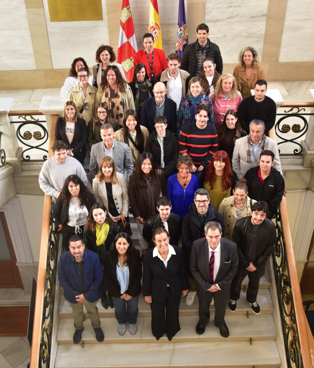 Diputación y FUVa otorgan becas a 20 alumnos para prácticas en empresas