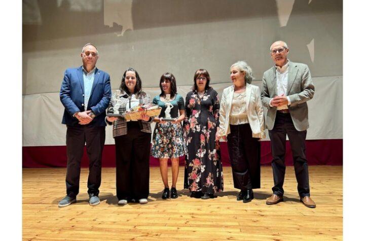 La Diputación de León premia a Aránzazu Santiago y Raquel Dávila por su apoyo al desarrollo rural