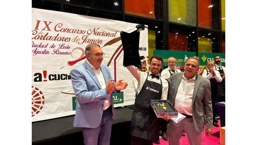 La XXXII edición de la Feria de Productos de León concluye este lunes con la elección del mejor queso provincial
