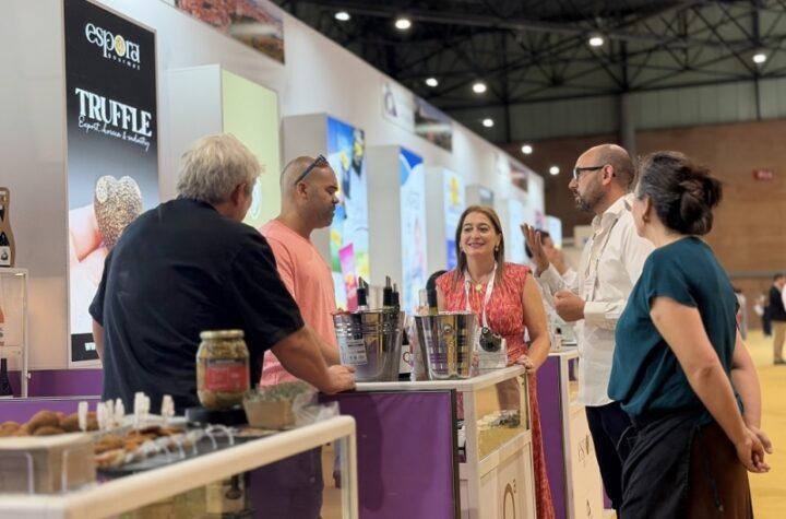 La Diputación impulsa su presencia en Sevilla junto a once empresas del sector agroalimentario