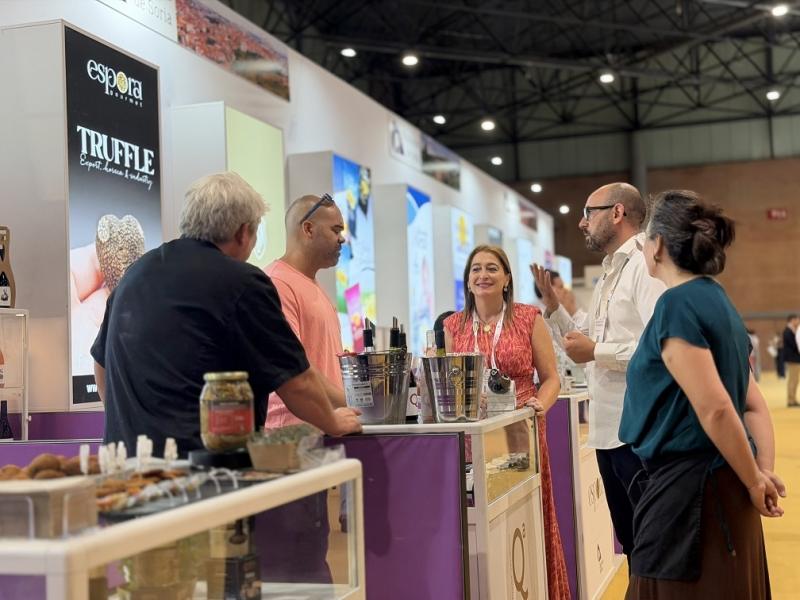 La Diputación impulsa su presencia en Sevilla junto a once empresas del sector agroalimentario