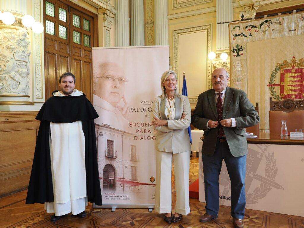 Encuentros para el diálogo: foro de reflexión centrado en la serenidad y el humanismo